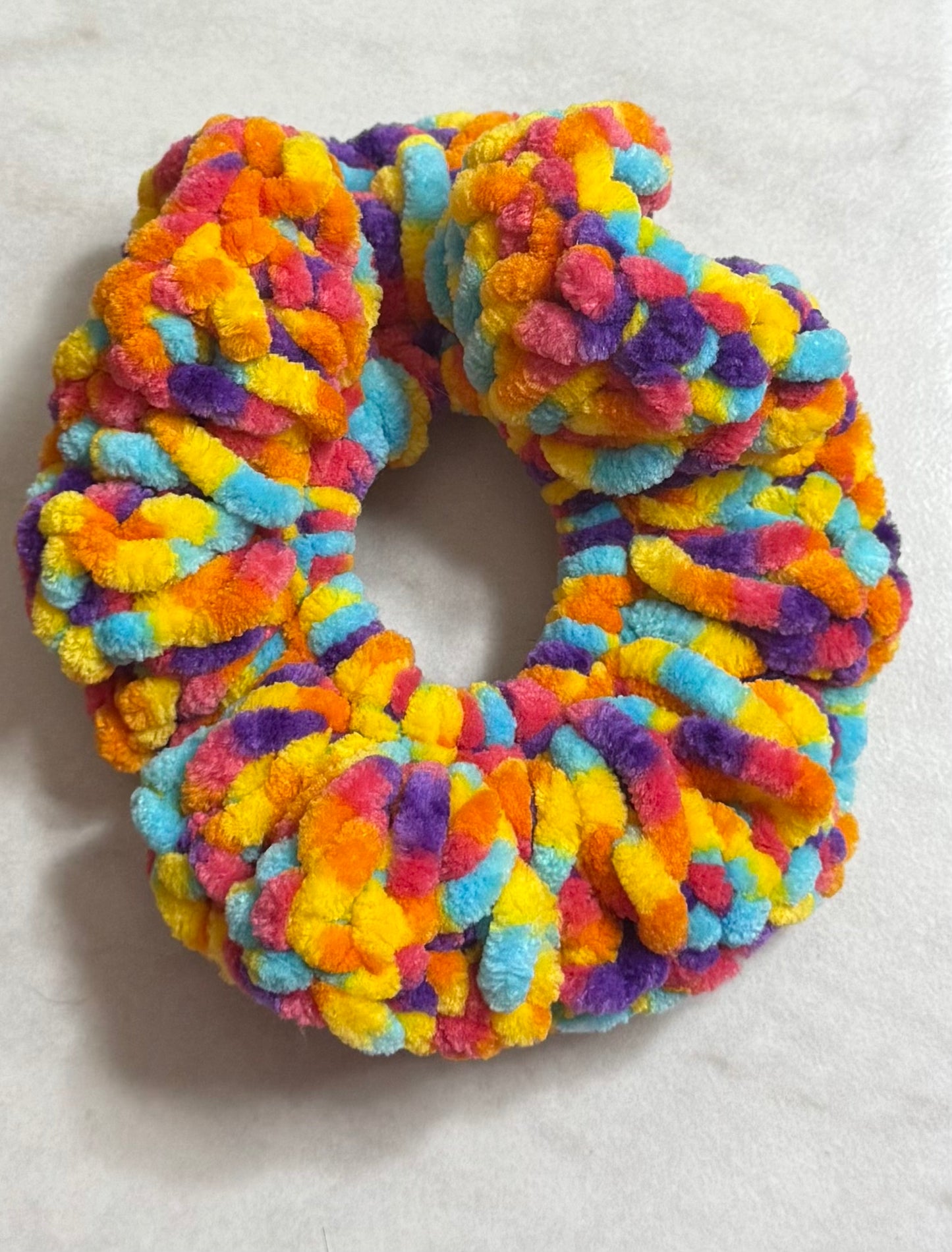 Warmly Embraced Collection: Scrunchies Adore-A-Ball